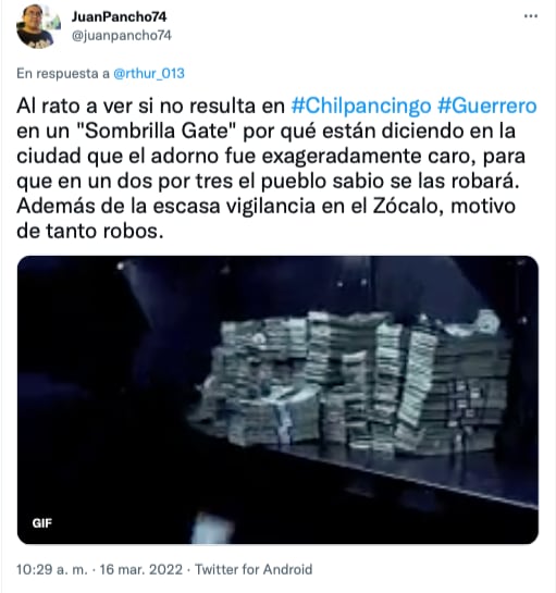 usuarios reaccionan a  robo de sombrillas de colores en un Kiosco en Chilpancingo, Guerrero/Twitter