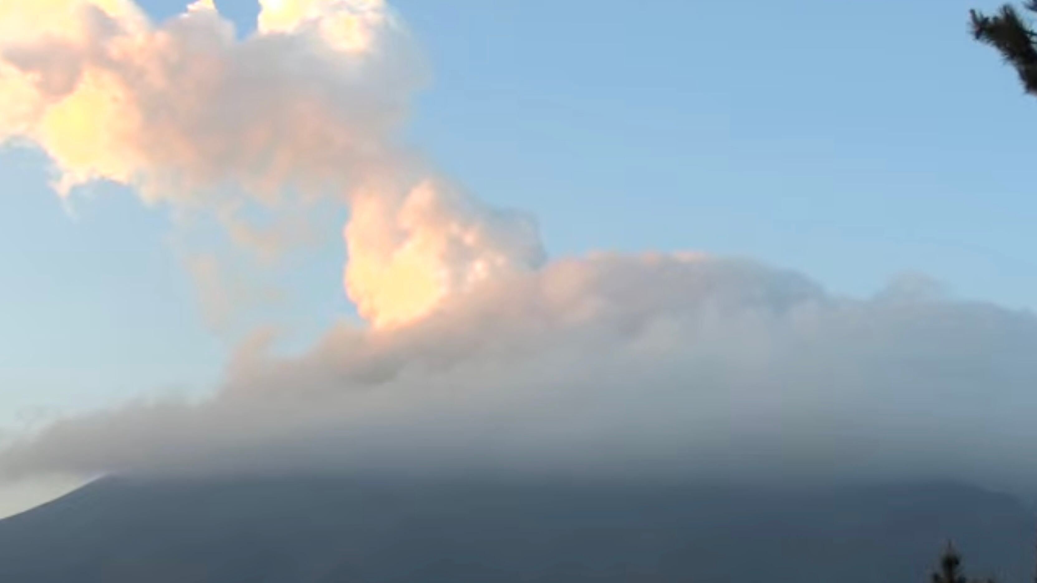 Volcán Popocatépetl hoy 2 de mayo: Amanece con visibilidad parcial