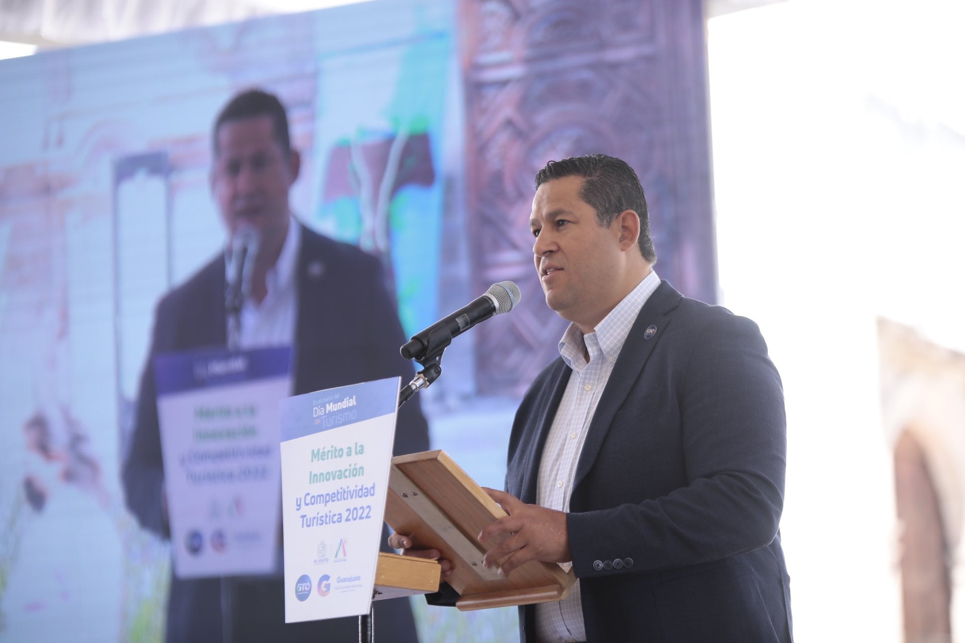 Diego Sinhue Rodríguez Vallejo