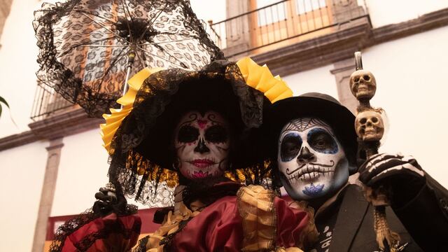 Preparación del Desfile de Día de Muertos 2022
