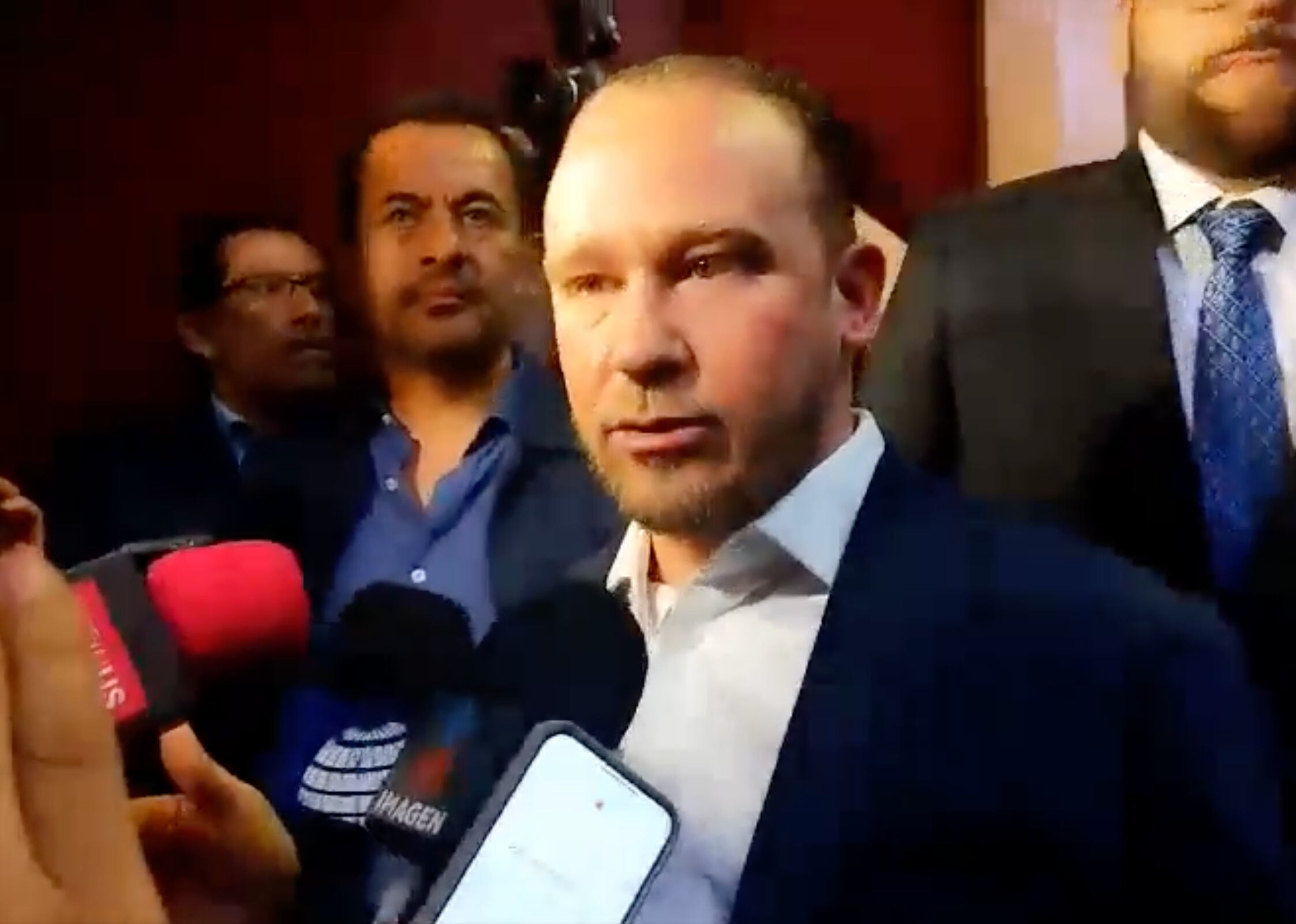 Santiago Taboada buscaría desmantelar el Tren Ligero para construir una ampliación de la Línea 2 del Metro CDMX