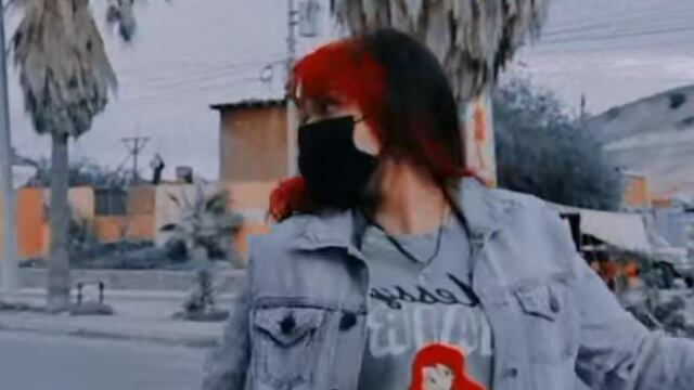 Haciendo un reto de TikTok casi le roban el celular