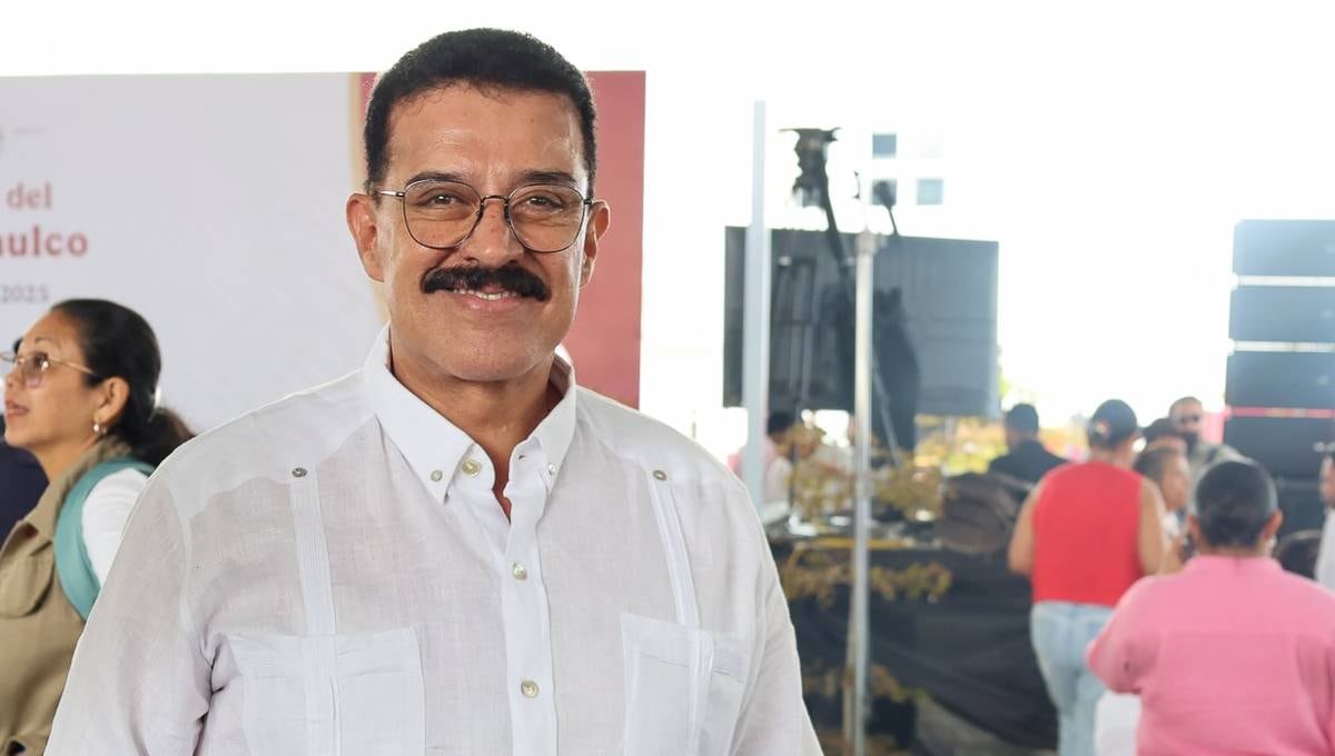 Carlos Lomelí y su esposa