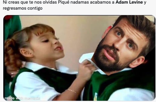 Memes funan a Adam Levine