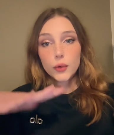 ucraniana se queja del frío en CDMX