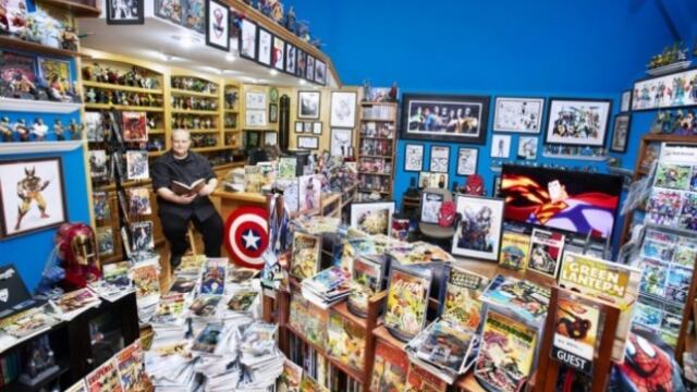 Está compuesta por 94268 ejemplares de distintas épocas y editoriales.