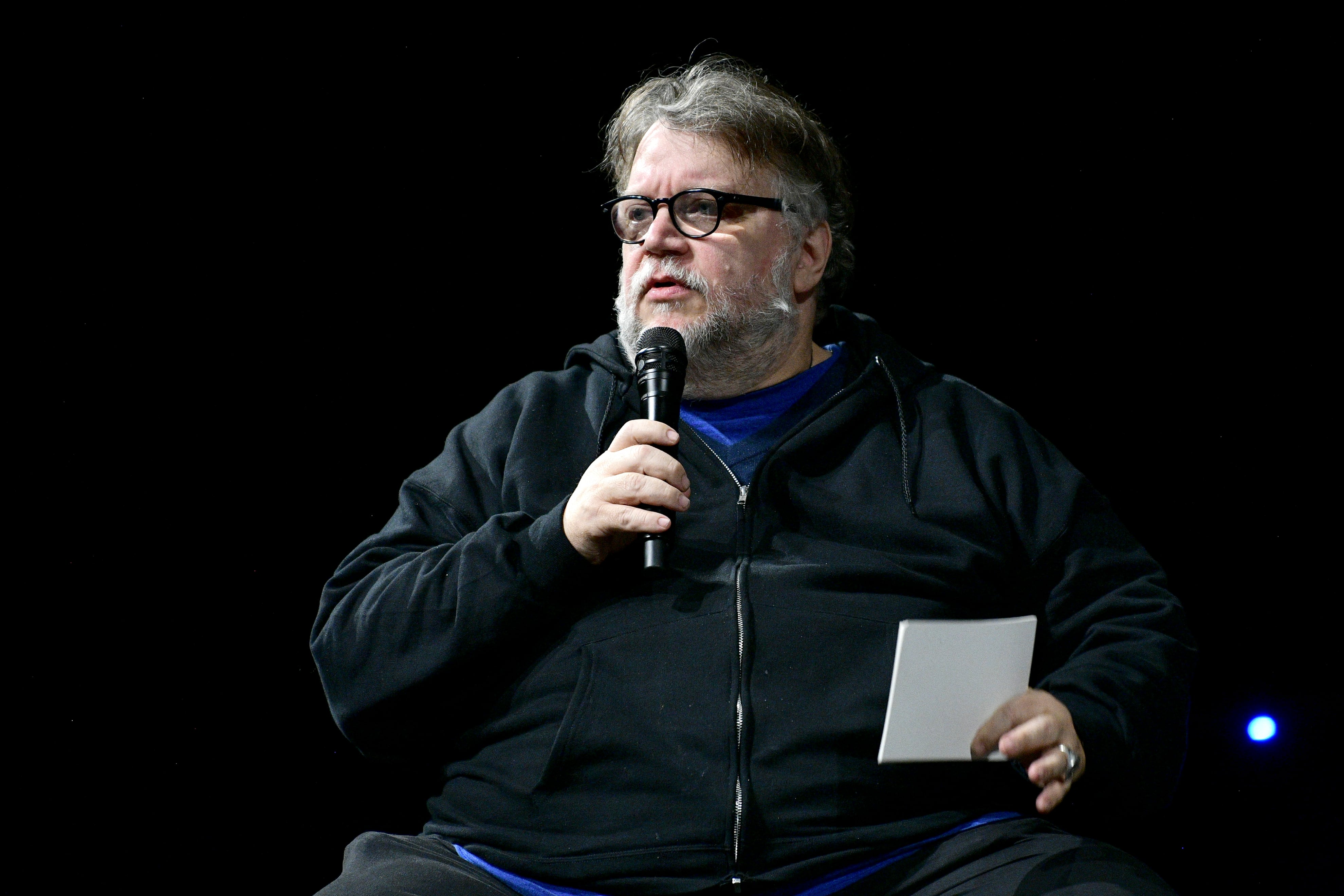 Alejandra Frausto hace reto a Guillermo del Toro