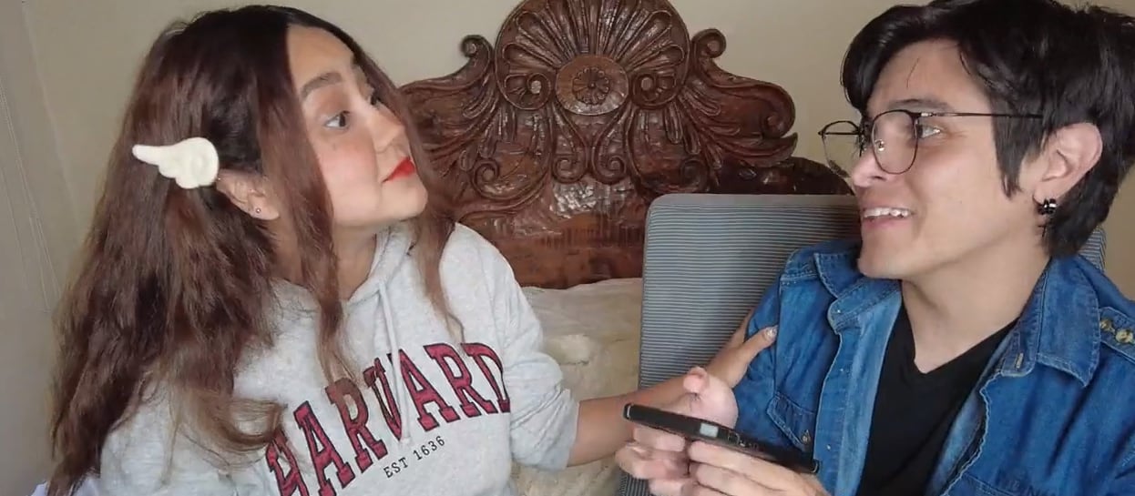 Mane y Miku hablando de Yuya.