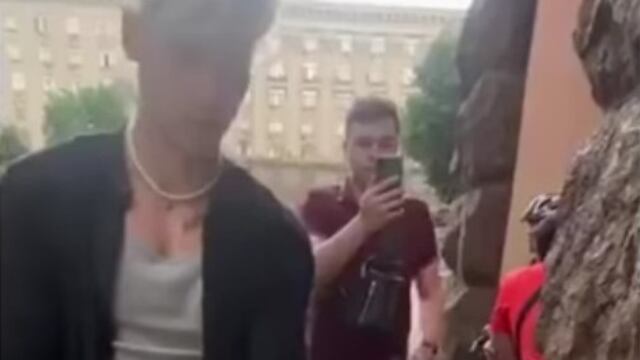 TikToker pide que le devuelvan el iPhone que acaba de regalar