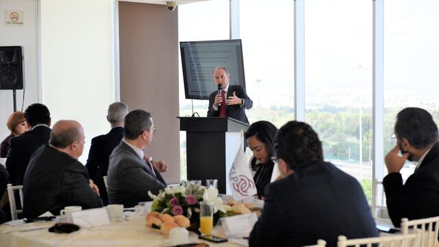 Tomó protesta el gobernador