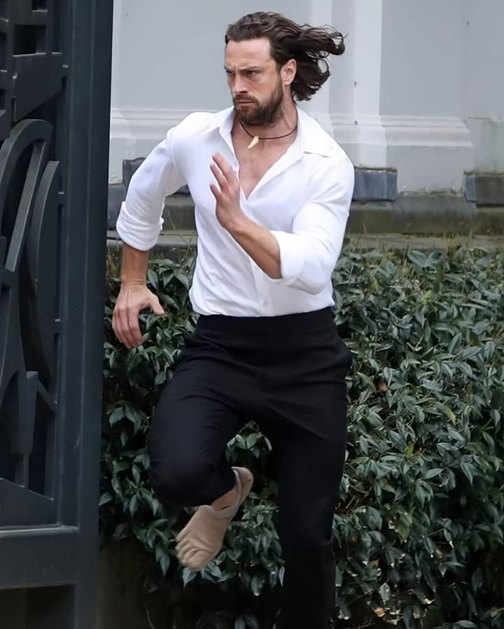 Aaron-Taylor Johnson como Kraven, el Cazador
