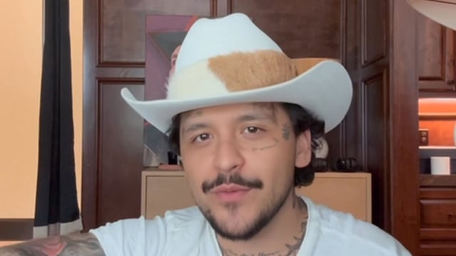 Christian Nodal lanza mensaje a Universal Music tras fallo a su favor