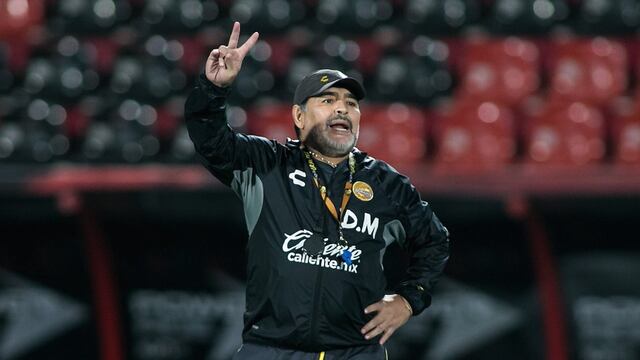 Maradona en el ensayo de Dorados.