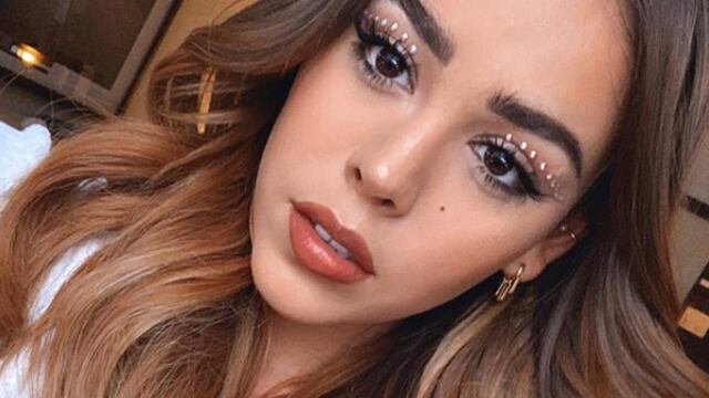 Danna Paola posó en bikini y mostró orgullosa su celulitis.