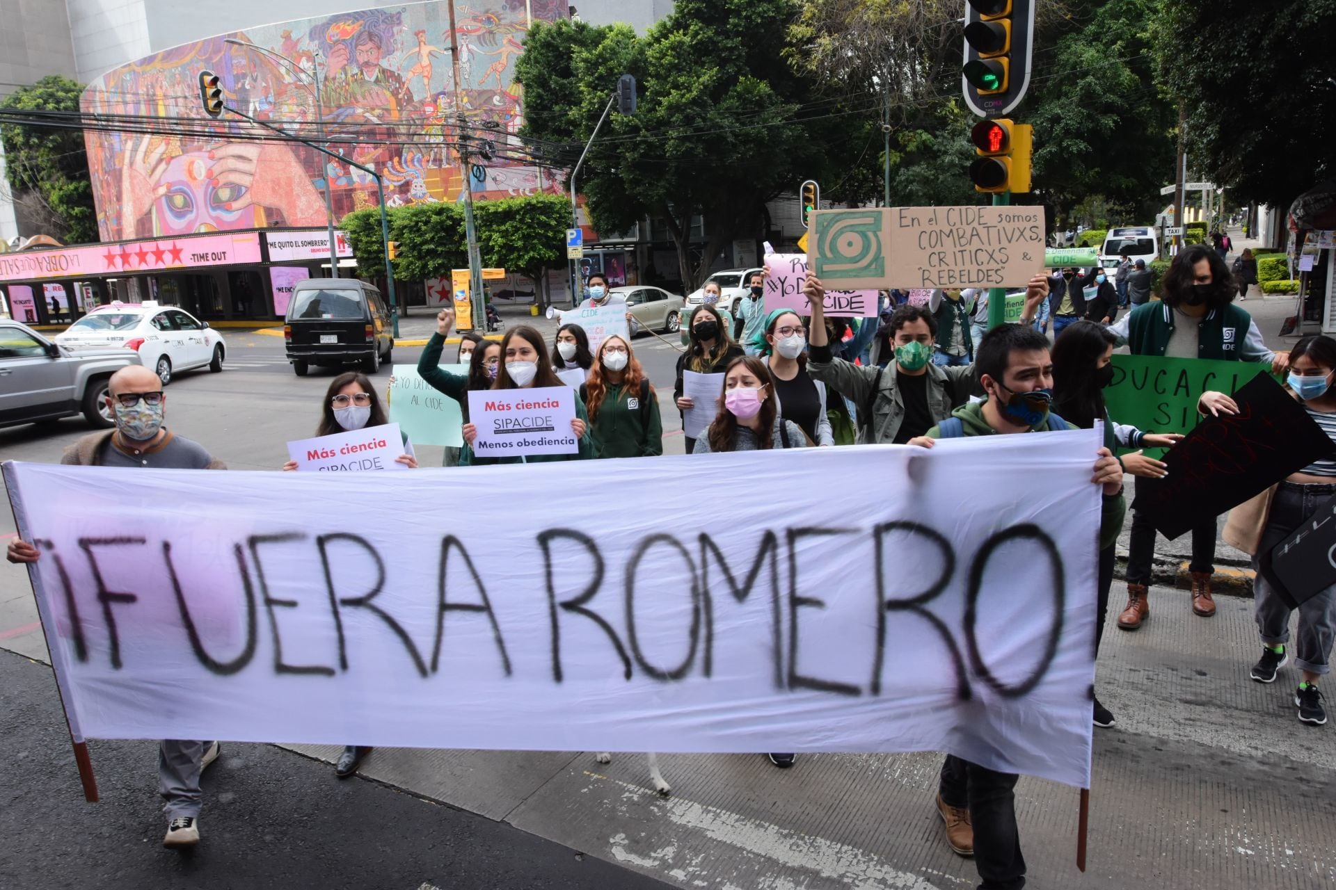 Protesta comunidad del CIDE