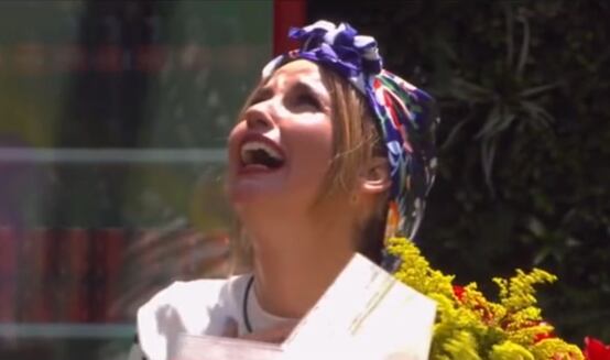 Raquel Bigorra recibe regalos en La casa de los famosos México.