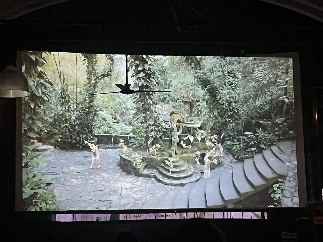 'Reflejo de un centenar de girasoles', de Melissa Castro