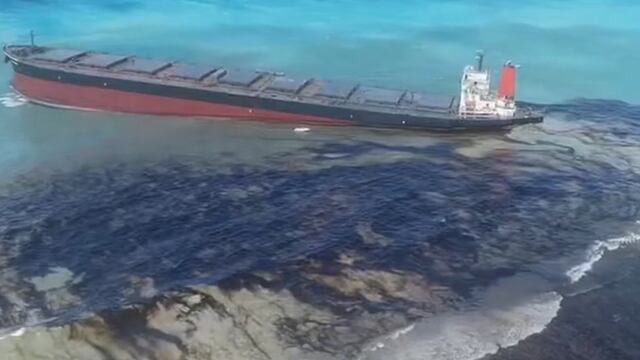 Derrame de petróleo en el mar