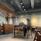 “Esto es México”: exhiben a estadounidense confrontando a barista de Starbucks por su diadema