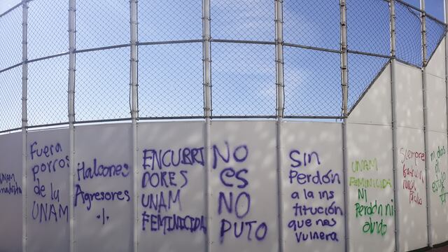 Pintas en dentro de la Prepa 9.