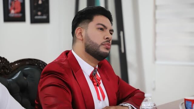 Balean camioneta de Richard Millán, alcalde de Elota, Sinaloa