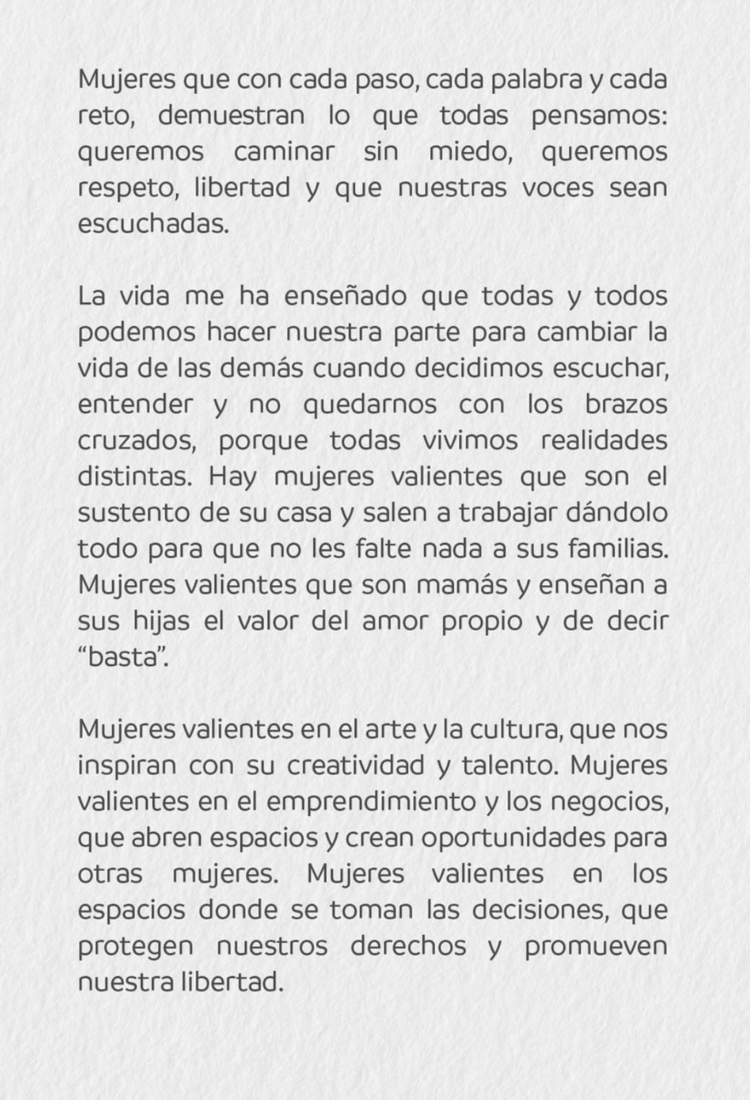Mariana Rodríguez dedica carta a su hija Mariel por el 8M
