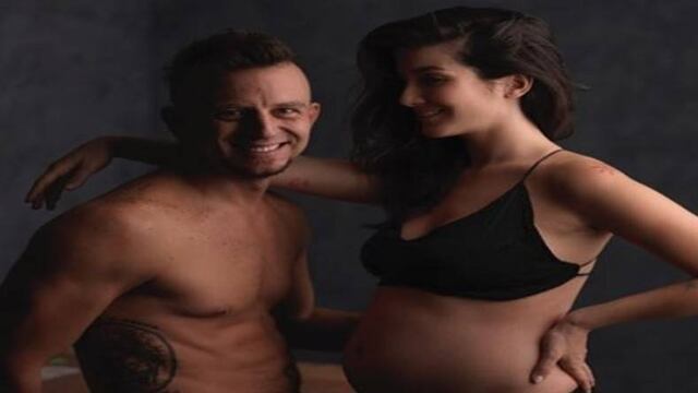 Eréndira Ibarra y su esposo