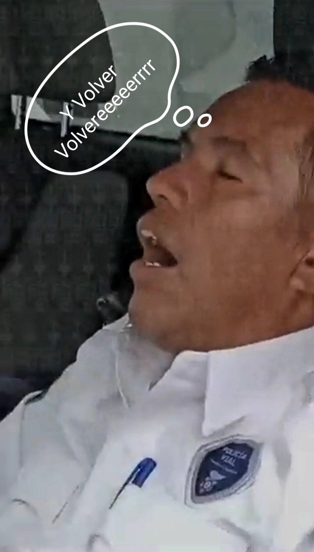 Memes de policía durmiendo