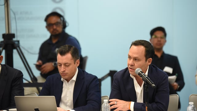 Clemente Castañeda cuestiona modificaciones a la reforma judicial en el Senado.