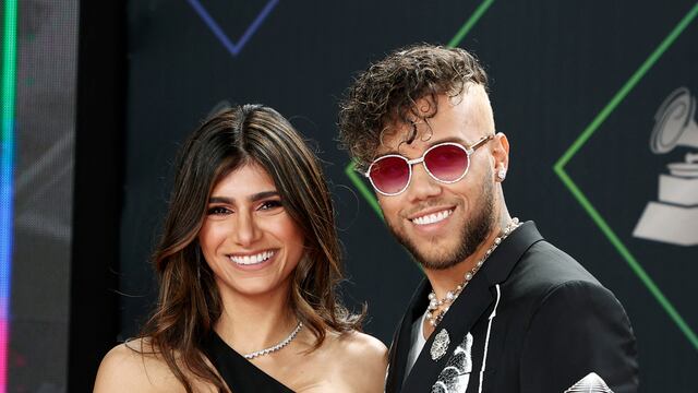 Mia Khalifa y Jhay Cortez