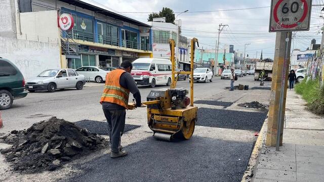 Pepe Chedraui refuerza campaña permanente de bacheo en Puebla