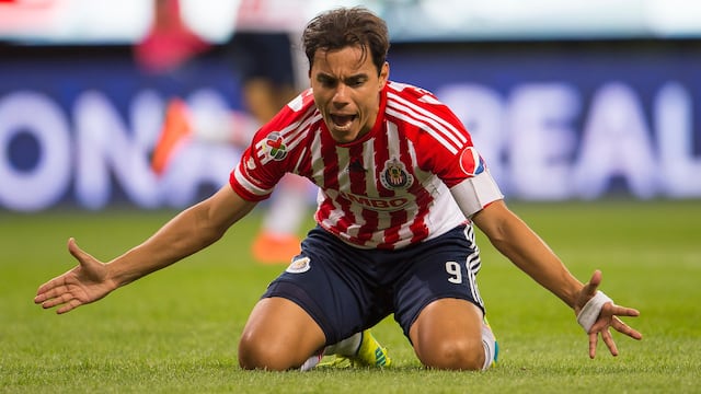 La nueva decisión de Chivas sobre el caso Omar Bravo que esté dividiendo opiniones.