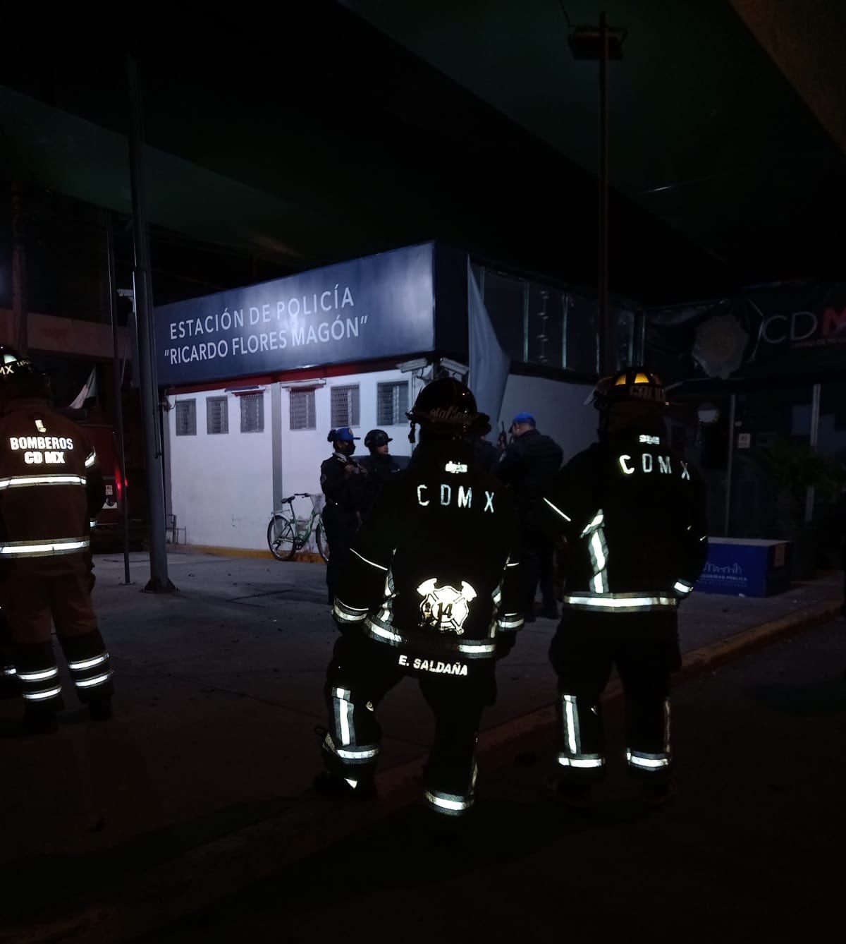 Explosión en estación de policía de CDMX