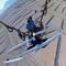 VIDEO: Youtuber cae 25 metros por accidente en un paramotor y sobrevive para contarlo