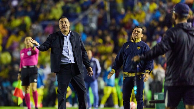 Ya se sabe qué dijo Efraín Juárez para que César Ramos lo expulsara del América vs Pumas