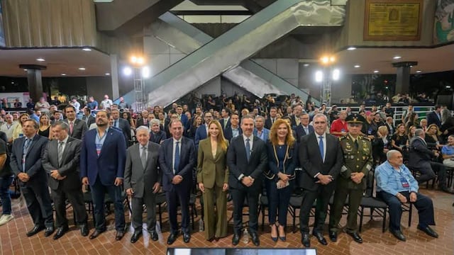 Monterrey celebra 50 años de historia de su Palacio Municipal.