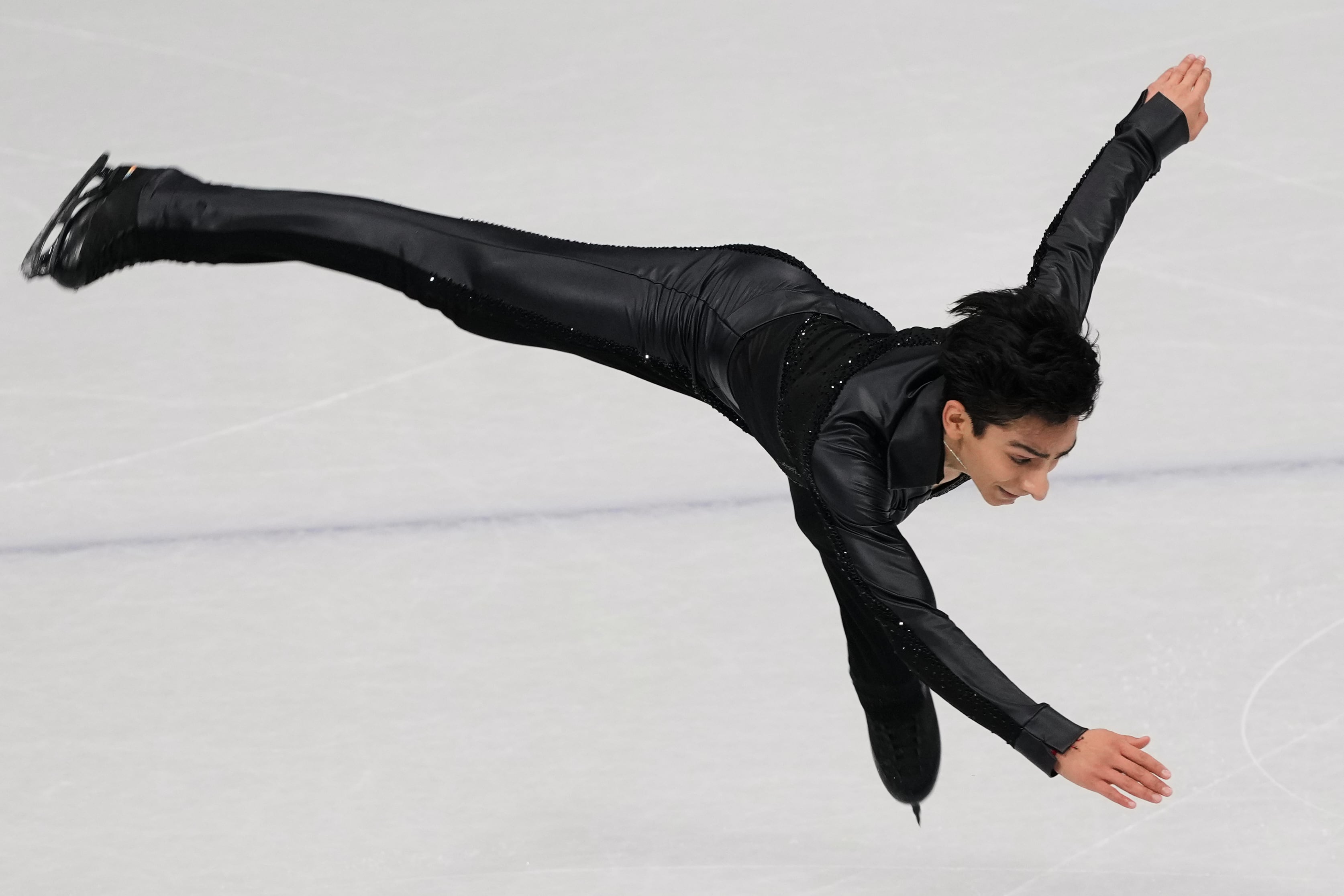 Donovan Carrillo of Mexico competes during the men's free skate program in figure skating at the 2026 Winter Olympics, in Milan, Italy, Friday, Feb. 13, 2026. (AP Photo/Francisco Seco)