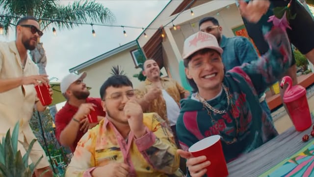 Grupo Frontera y Peso Pluma