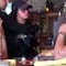 VIDEO: Sorprende a su esposo con la amante; arma escándalo en restaurante