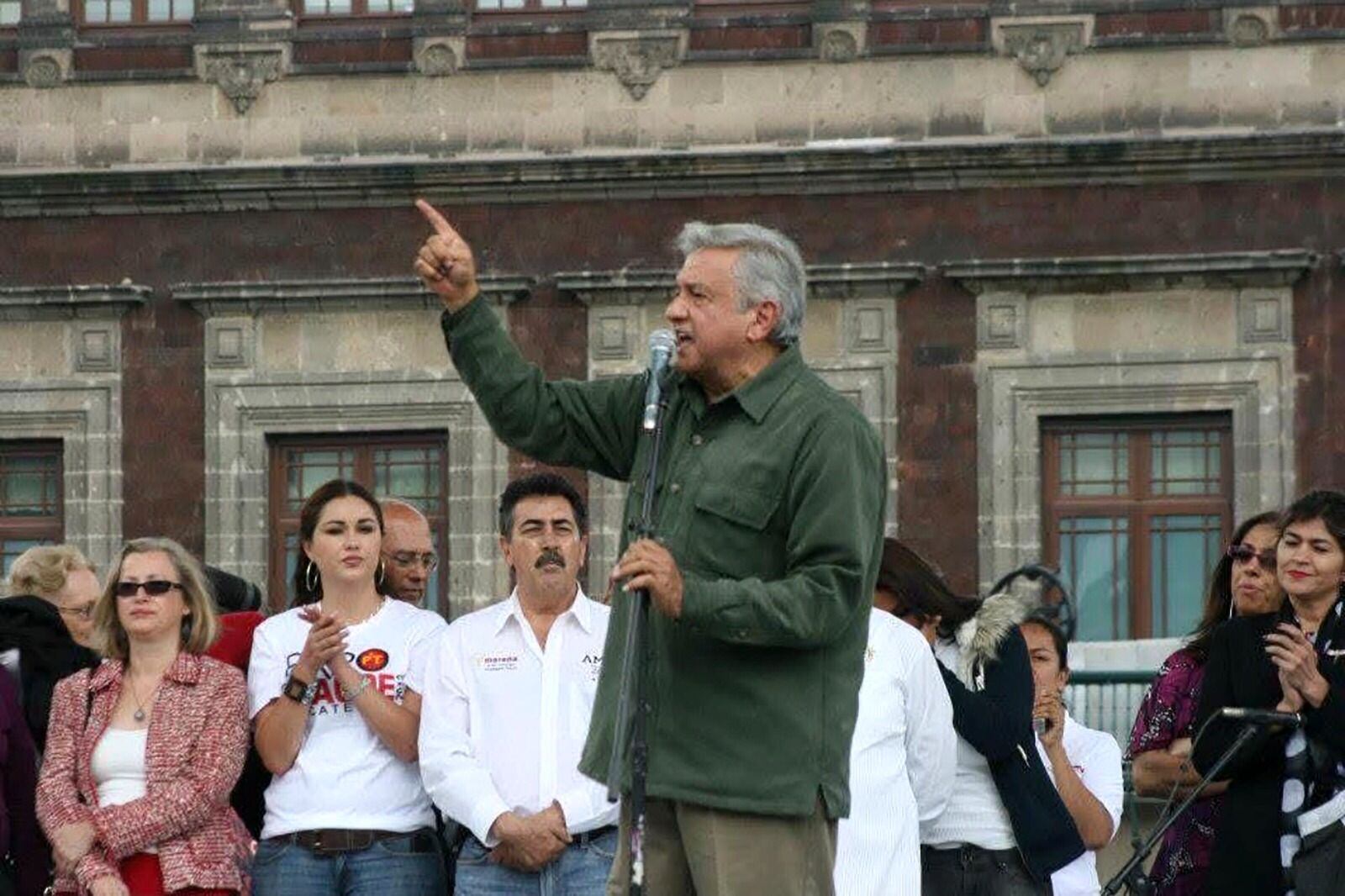 Geovanna Bañuelos aseguró que participó en la construcción del movimiento desde sus primeras etapas junto a López Obrador.