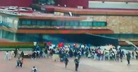 Alumnos de UNAM e IPN marchan a Rectoría de CU
