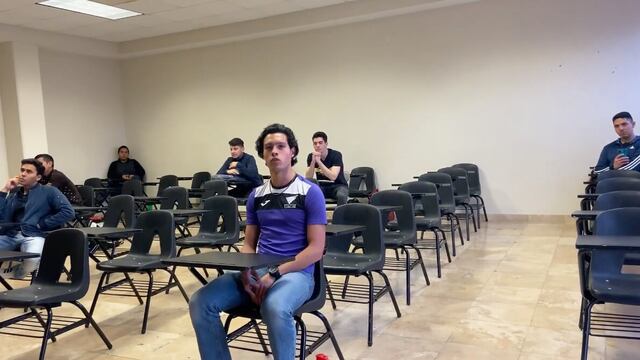 Alumnos de la Facultad de Enfermería y Nutrición de la UACH.