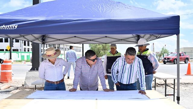 Ricardo Gallardo supervisa puente en Coronel romero