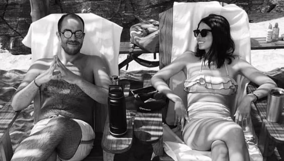 Adriana Greaves y su esposo