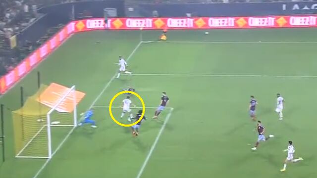 Chicharito Hernández