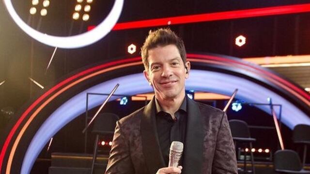 Yahir, conductor de La Academia.