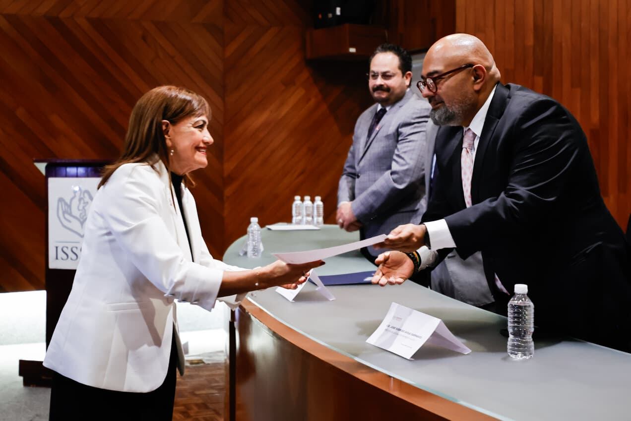 INCan reconoce al Hospital Tacuba por detección de cáncer de mama.