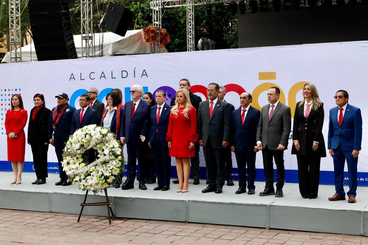 Giovani Gutiérrez encabeza ceremonia por el 216 aniversario de la Independencia de México.