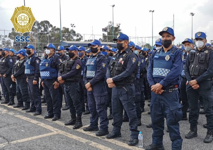 Policías de CDMX