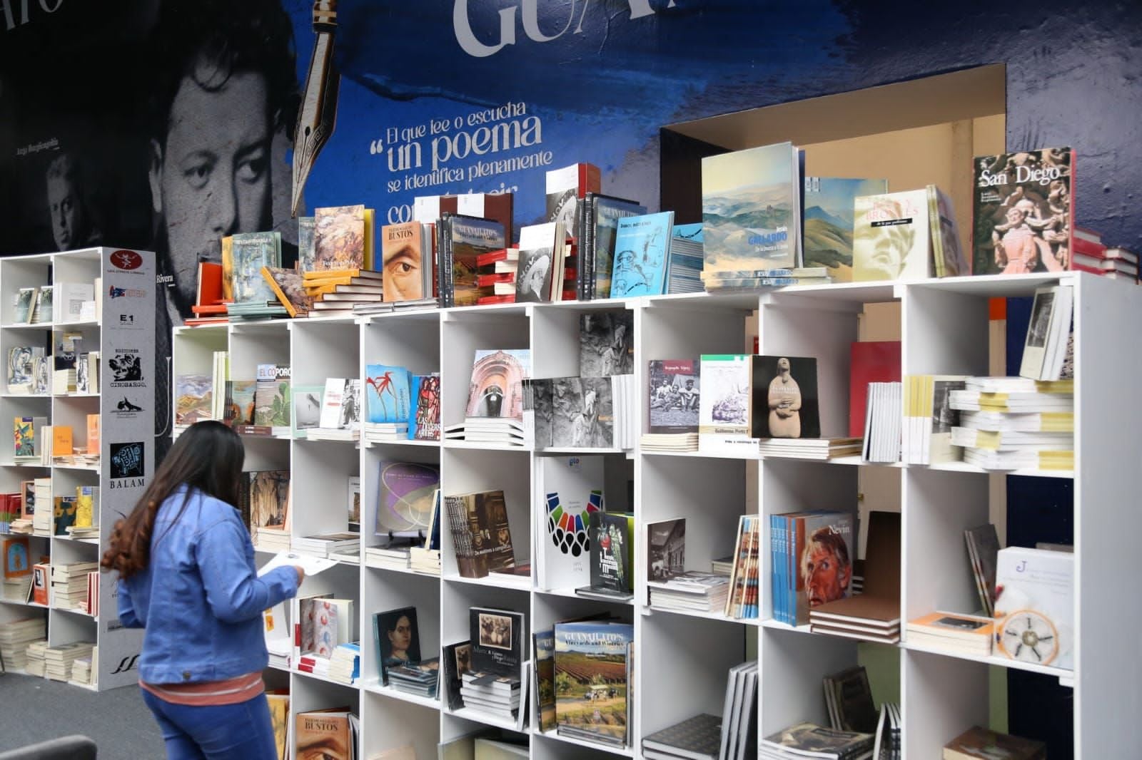 Guanajuato encabeza la Feria Internacional del Libro del Palacio de Mineria